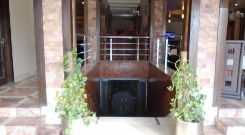 Solo Hotel & Restaurant Sargodha Экстерьер фото